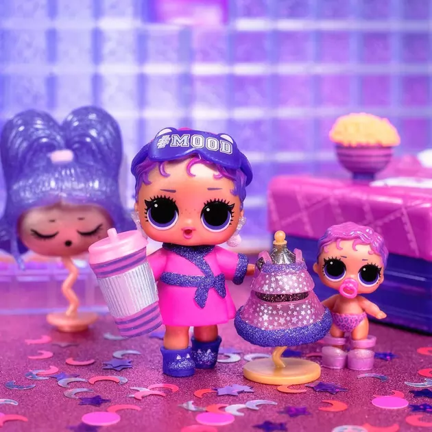Игровой набор с экскл.куклой L.O.L. SURPRISE! серии Deluxe Present Surprise" – Суперподарок"