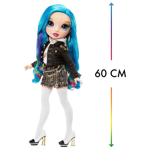 Коллекционная мегакукла Rainbow High - Амайя на подиуме