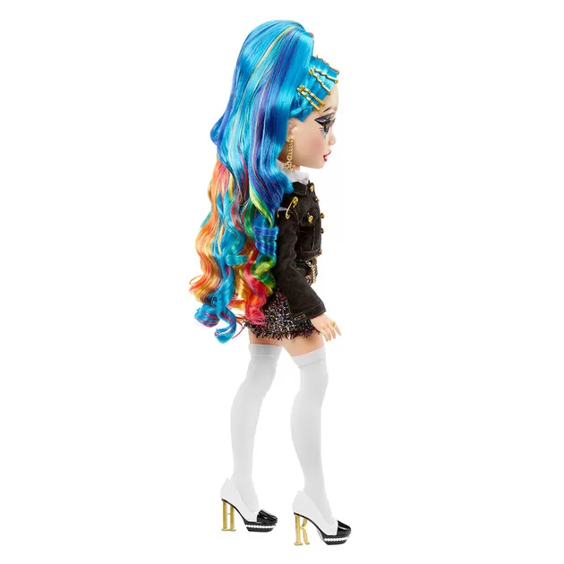 Коллекционная мегакукла Rainbow High - Амайя на подиуме