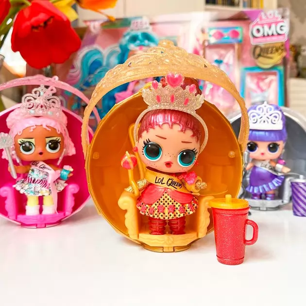 Игровой набор с куклой L.O.L. Surprise! серии Queens" – Королевы"