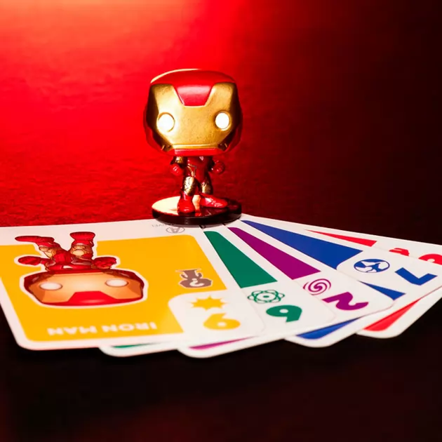 Настольная игра с карточками Funko Something Wild - Железный человек