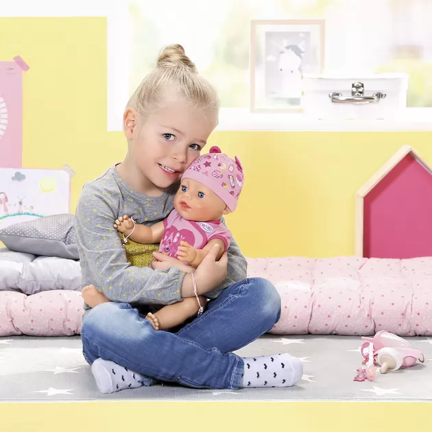 Кукла Baby Born Серии Нежные Объятия - Очаровательная Малышка
