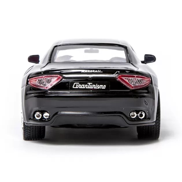 Автомодель - Maserati Grantourismo (2008) (ассорти черный, серебристый, 1:24)
