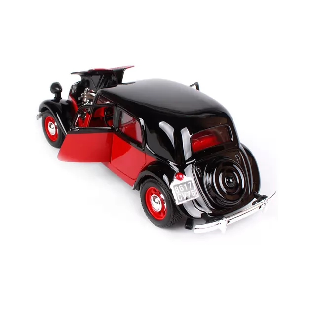 Автомодель - Citroen 15 Cv Ta (1938) (1:24)