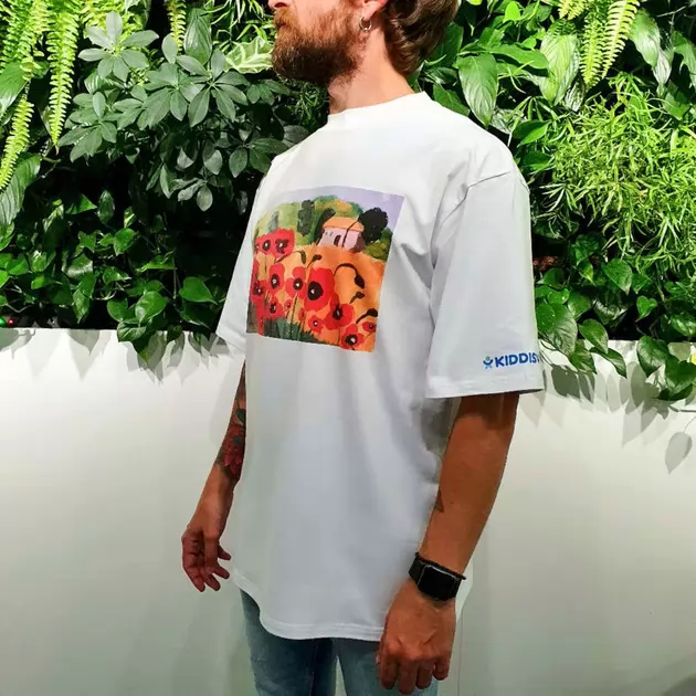 Патриотическая футболка коллекции Маки", L/XL унисекс оверсайз, белая"