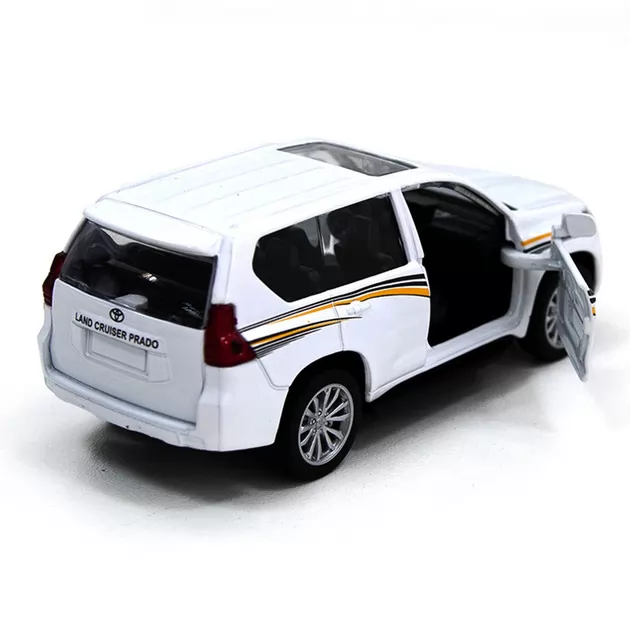 Автомодель - TOYOTA LAND CRUISER (белый)