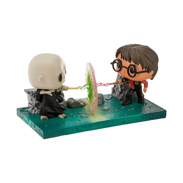 Игровая фигурка Funko Pop! Moment серии Гарри Поттер" – Гарри против Волан-де-Морта"