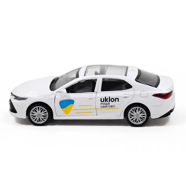Автомодель - Toyota Camry Uklon (белый)
