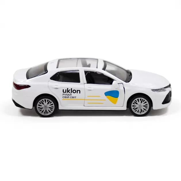 Автомодель - Toyota Camry Uklon (белый)