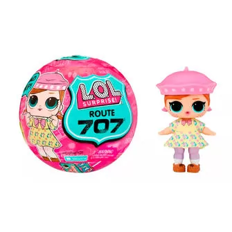 Игровой набор с куклой L.O.L. Surprise! – Легендарные красавицы W2