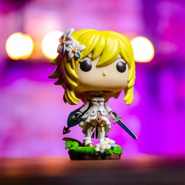 Игровая фигурка Funko Pop! серии Путешественник" - Люмин"