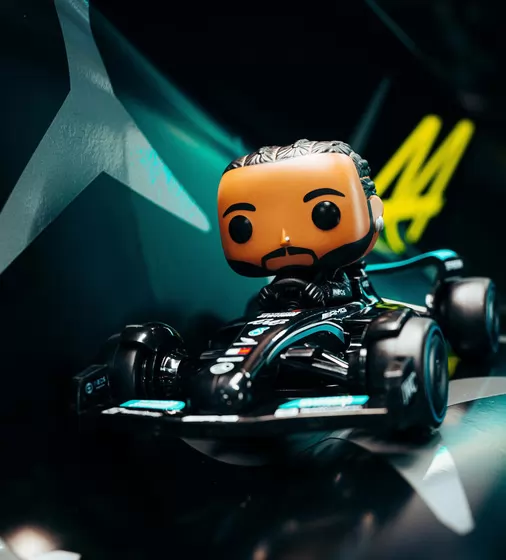 Игровая фигурка Funko POP! - Льюис Хэмилтон на машине - 75797_2.jpg - № 2