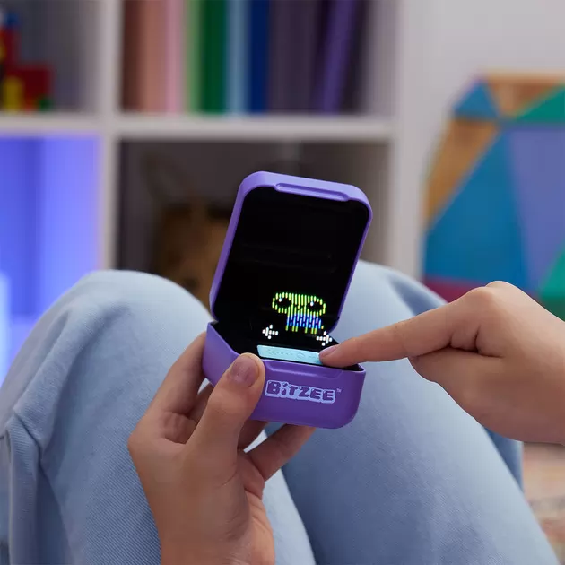 Интерактивная игрушка с цифровыми героями Bitzee - Мои пиксельные питомцы (фиолет.)