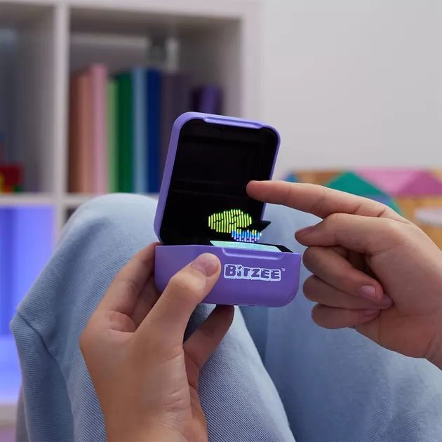 Интерактивная игрушка с цифровыми героями Bitzee - Мои пиксельные питомцы (фиолет.)