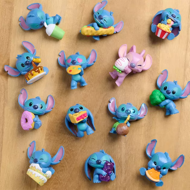Фигурка-сюрприз в капсуле Stitch - Стич со вкусняшками