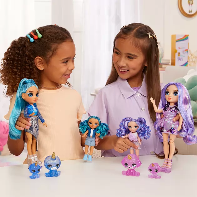 Игровой набор с куклой Rainbow High серии Littles" - Сапфира"