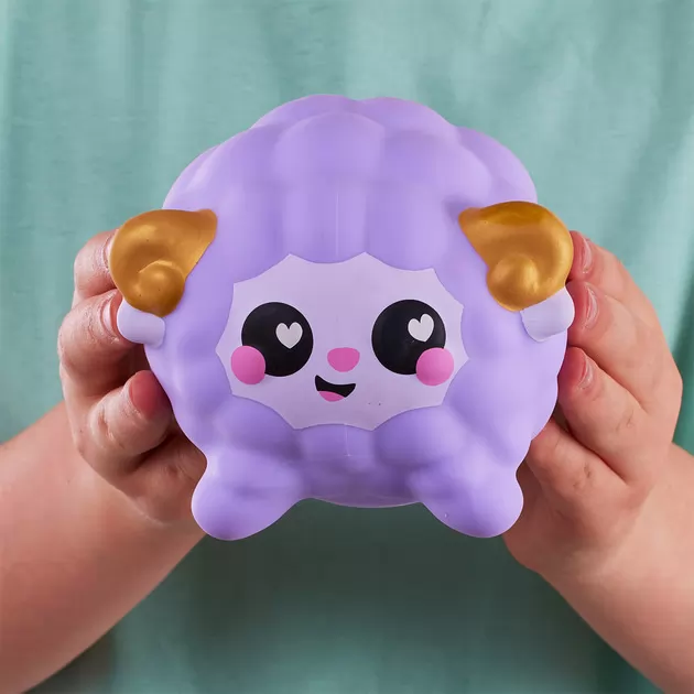 Коллекционная игрушка-антистресс Smooshzees серии Luvzees - Барашек Уиллоу