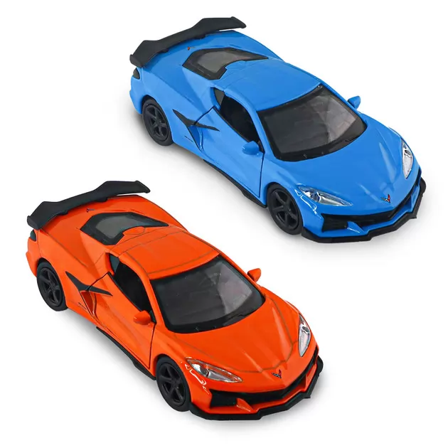 Автомодель - Chevrolet Corvette Z06 2023 (оранжевый, светло-голубой)