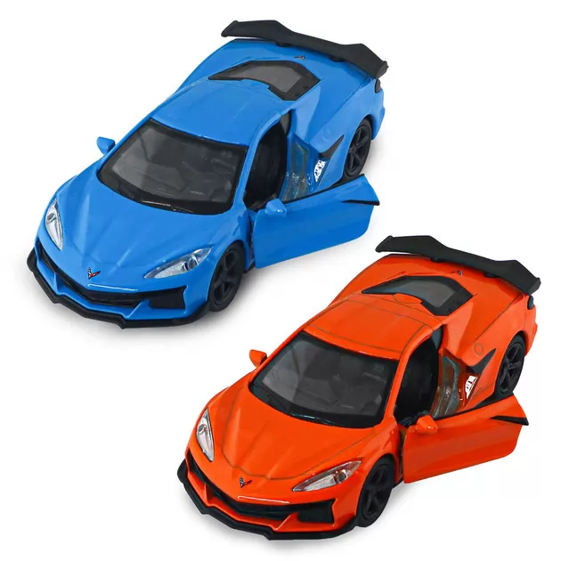 Автомодель - Chevrolet Corvette Z06 2023 (оранжевый, светло-голубой)