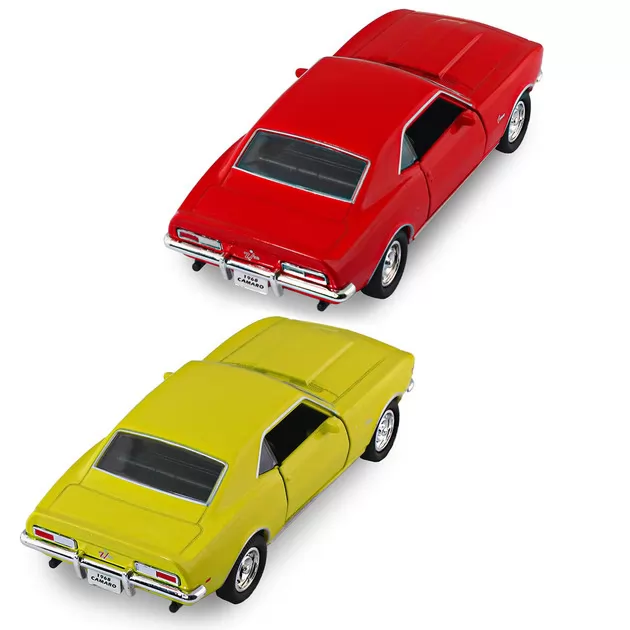 Автомодель - Chevrolet Camaro Z28 1968 (красный, желтый)