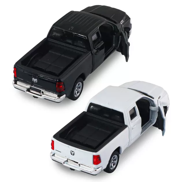 Автомодель - RAM 1500 2019 (белый, черный)