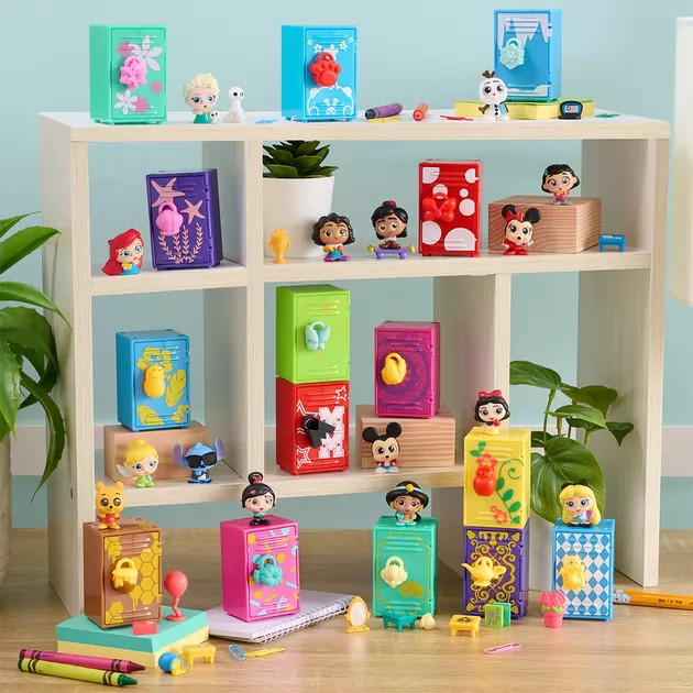 Игровой набор Disney Doorables - Шкафчик с сюрпризом