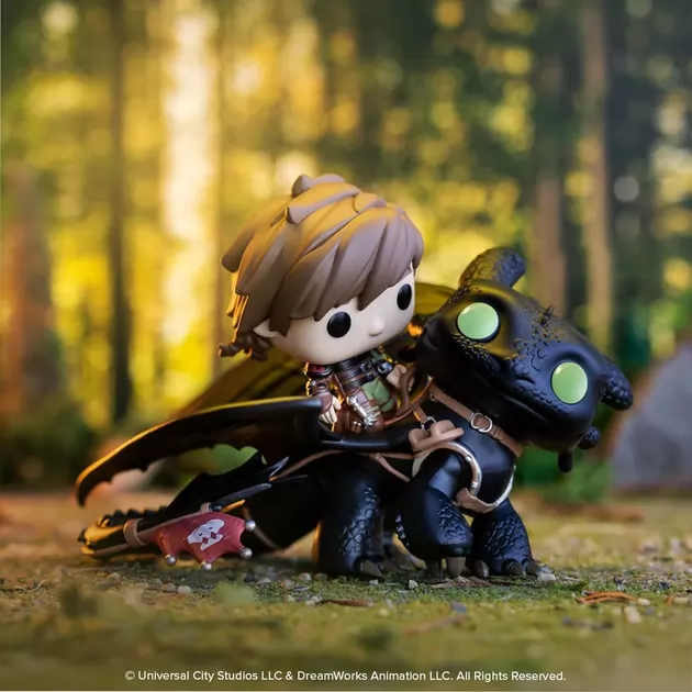 Игровая фигурка Funko POP! - Иккинг с Беззубиком