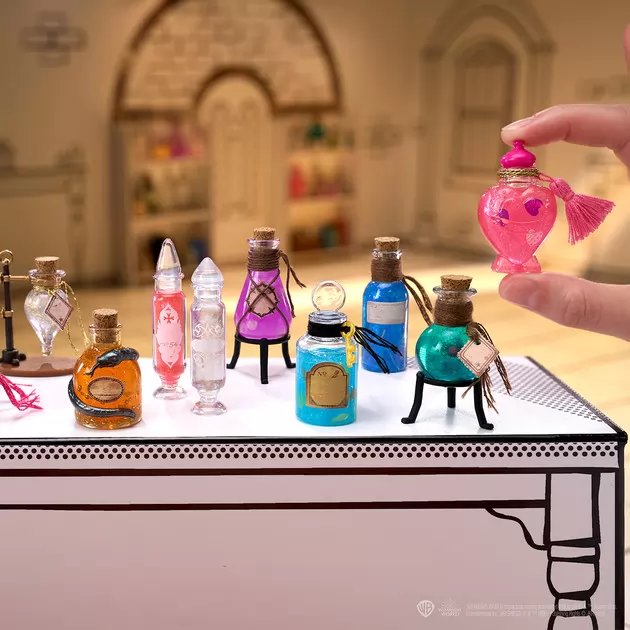 Игровой набор Miniverse серии Harry Potter" – Создай волшебные зелья"