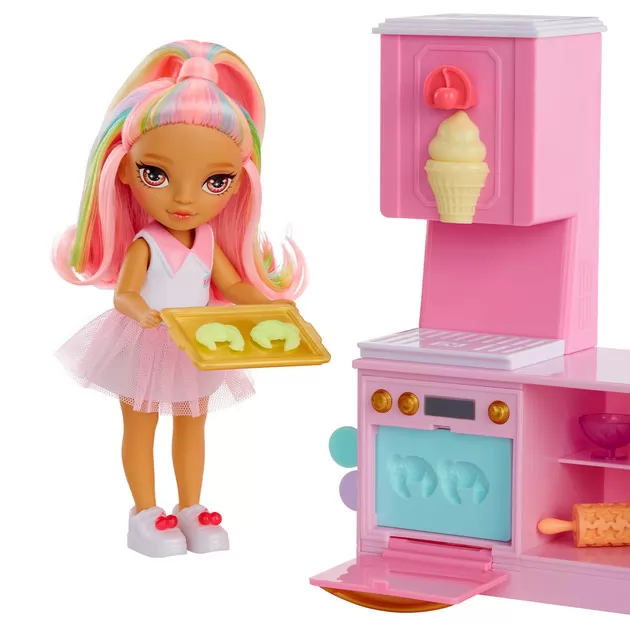Игровой набор с куклой Rainbow High – Кондитерская Кенди