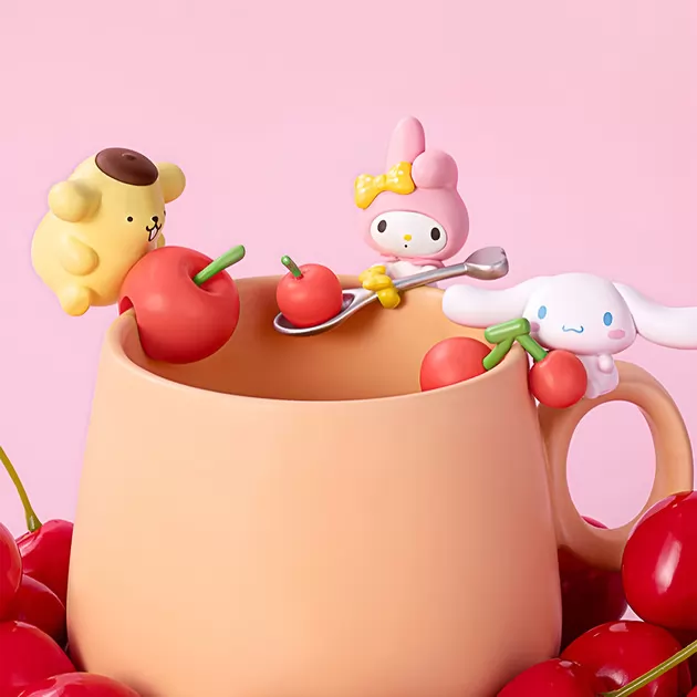 Фигурка-сюрприз Pop Top Hello Kitty и друзья – Вишенки
