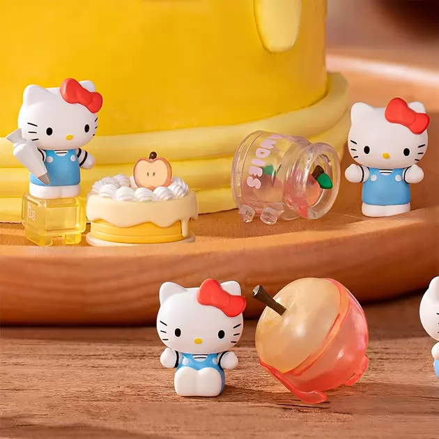 Фигурка-сюрприз Pop Top Hello Kitty – Яблочный воркшоп