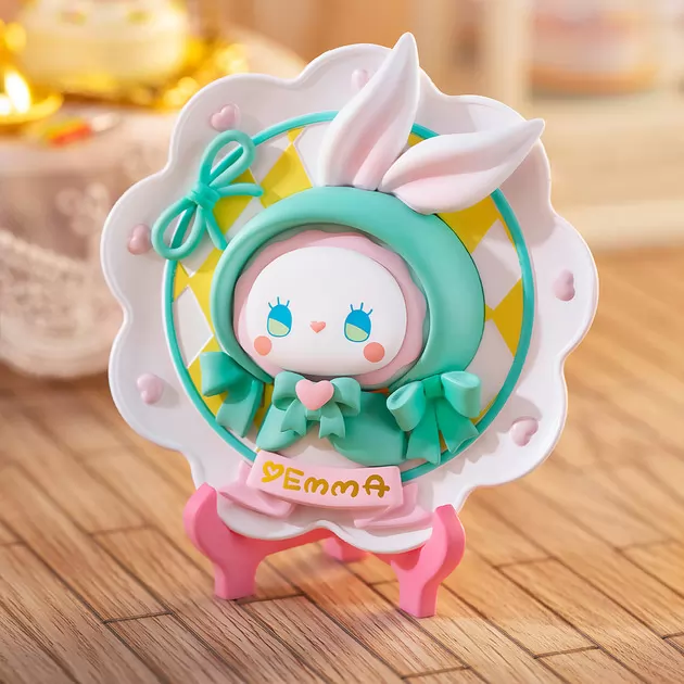 Коллекционная фигурка Pop Top Lucky Emma - Праздник дня рождения