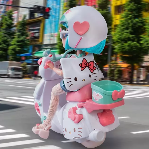 Игровой набор 4SF Manga Dolls серии Hello Kitty" – Красотка Пинк на скутере"