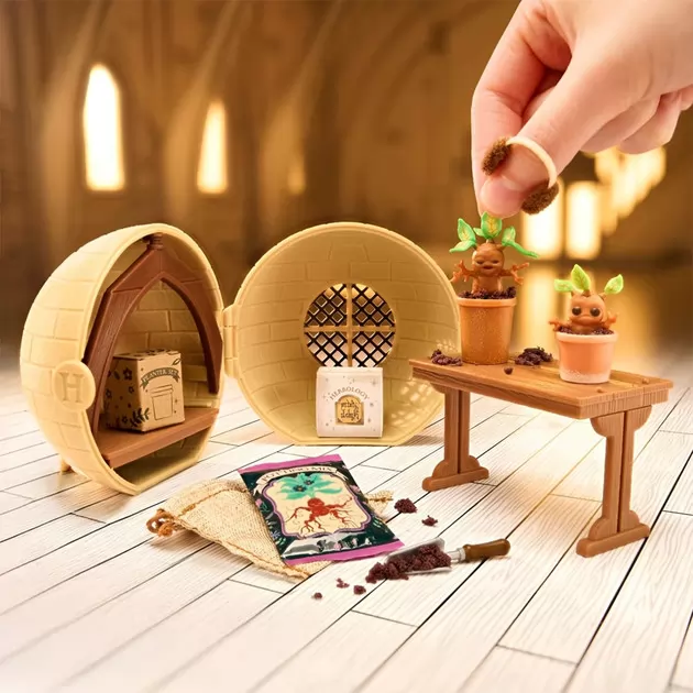Игровой набор Miniverse серии Harry Potter. Hogwarts" – Создай волшебные предметы"