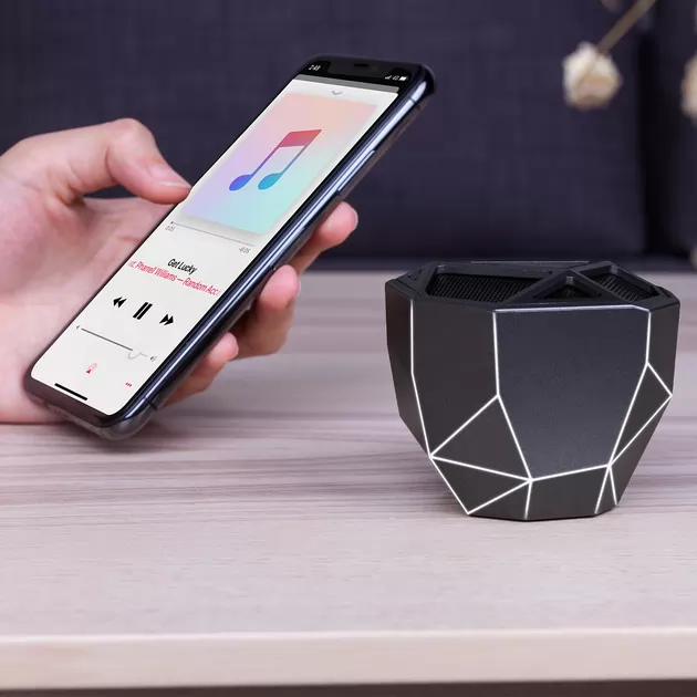 Акустика Xoopar - Geo Speaker (Черная С Белой Led-Подсветкой, Bluetooth,Моно)