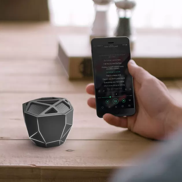 Акустика Xoopar - Geo Speaker (Черная С Белой Led-Подсветкой, Bluetooth,Моно)