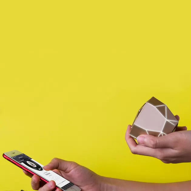 Акустика Xoopar - Geo Speaker (Золотая С Белой Led-Подсветкой, Bluetooth,Моно)