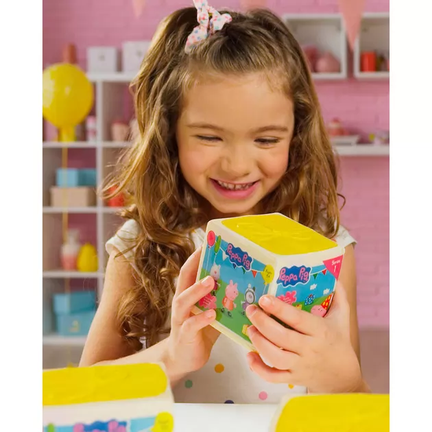 Игровой Набор Peppa - Волшебные Сюрпризы Пеппы