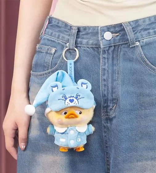 Kolekcjonerska miękka zabawka z zawieszką POP TOP 1983toys z serii &bdquo;Upset Duck x Care Bears&rdquo; &ndash; BĄDŹ TĘCZĄ - AP17183806800C_3.jpg - № 3