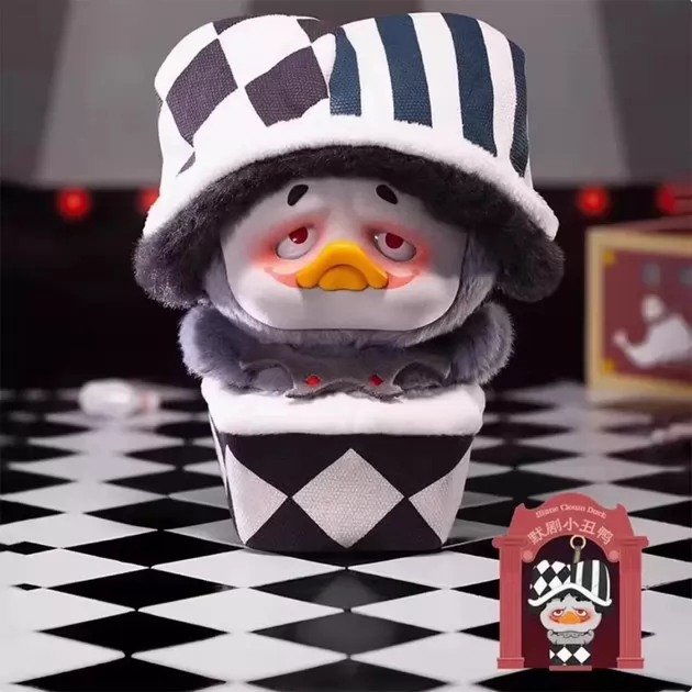Kolekcjonerska miękka zabawka z zawieszką POP TOP 1983toys z serii &bdquo;Upset Duck &rdquo; &ndash; SHOW CYRKOWE