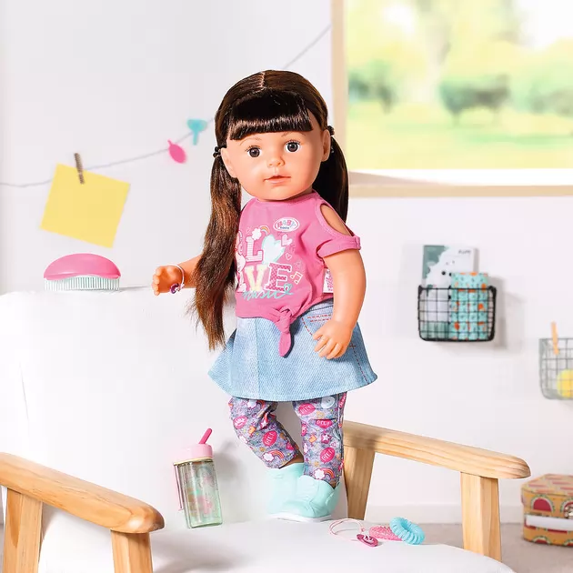Кукла Baby Born Серии Нежные Объятия - Стильная Сестрёнка