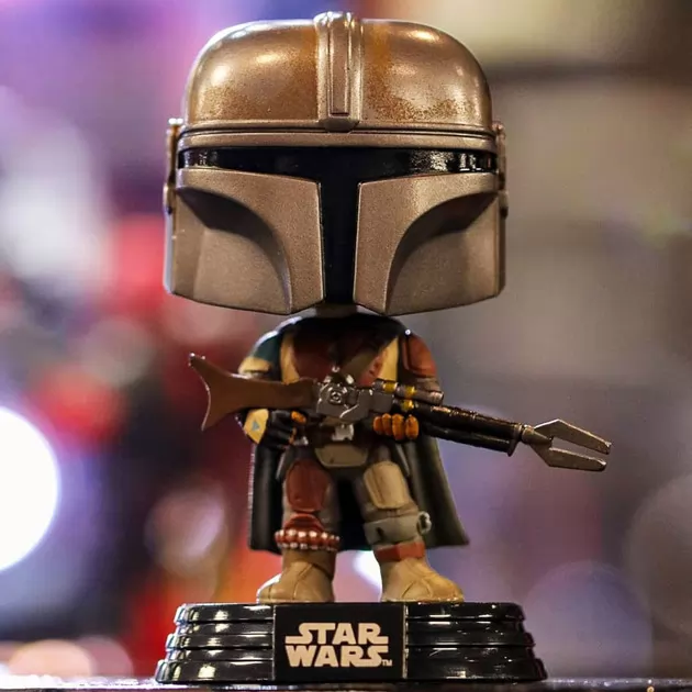 Игровая фигурка Funko POP! серии Мандалорец" - Мандалорец"