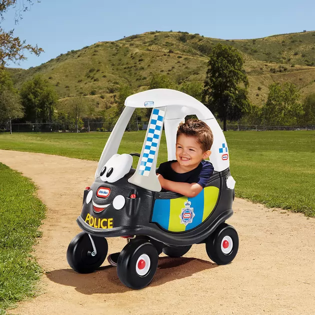 Машинка-каталка для детей серии Cozy Coupe" - Автомобильчик - Полиция"