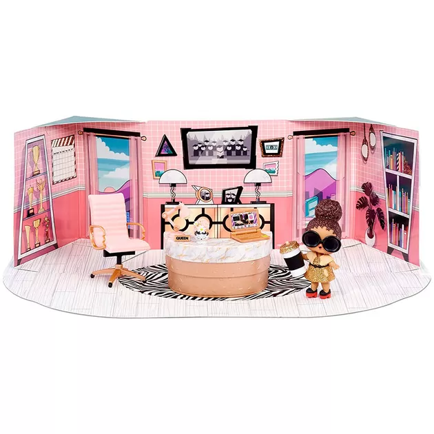 Игровой набор с куклой  L.O.L. Surprise! серии Furniture" S2 - Кабинет Леди-Босс"