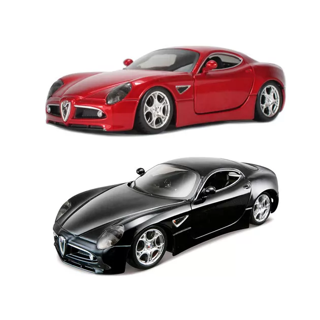 Автомодель - Alfa 8C Competizione (2007) (ассорти красный металлик, 1:32)