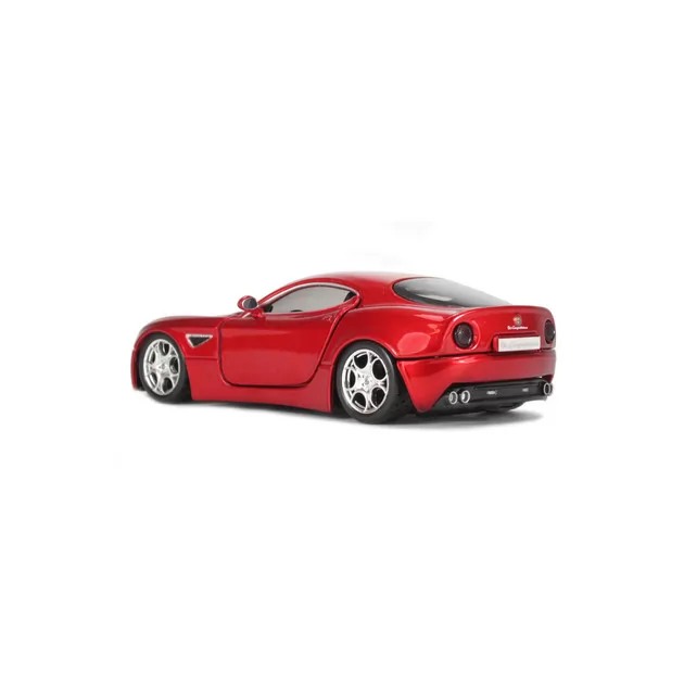 Автомодель - Alfa 8C Competizione (2007) (ассорти красный металлик, 1:32)