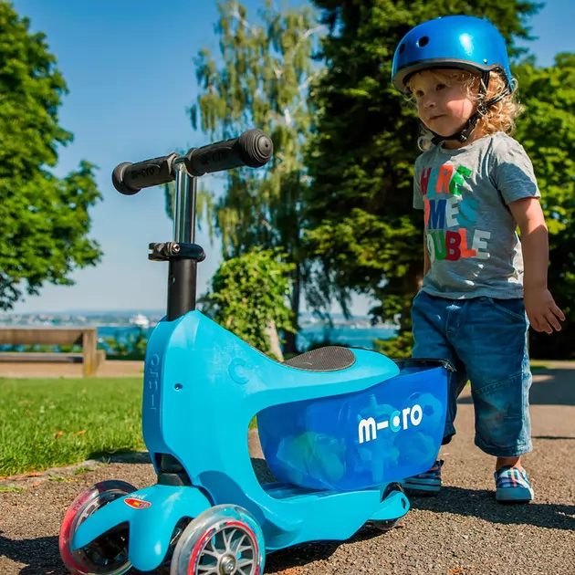Самокат Micro серии Mini2go Deluxe Plus" - Голубой"